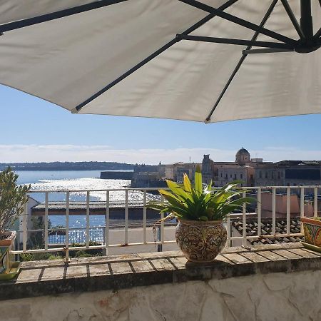شقة Palazzo Giufa سيراكوزا المظهر الخارجي الصورة