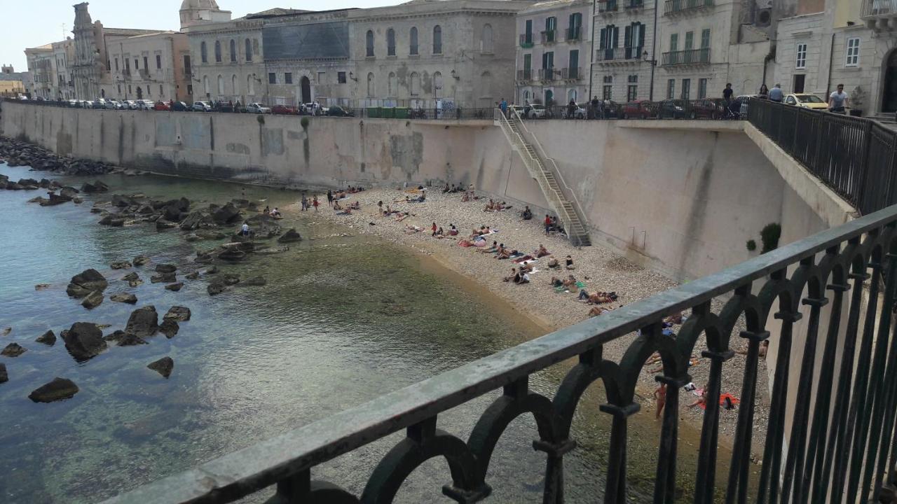 شقة Palazzo Giufa سيراكوزا المظهر الخارجي الصورة